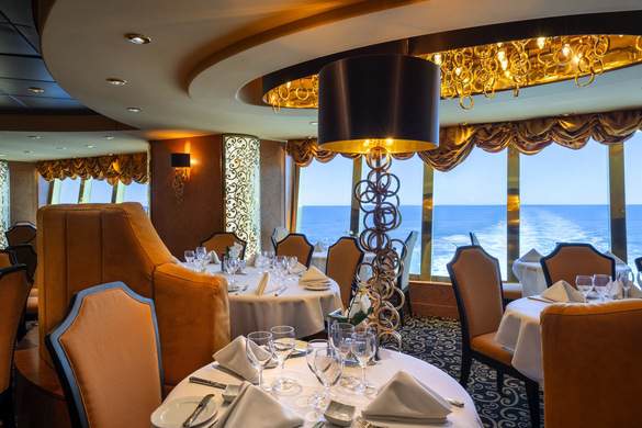 MSC Cruises MSC Fantasia Il Cerchio d'Oro Restaurant - Credit - Ivan Sarfatti - MSC Rights 2.jpg